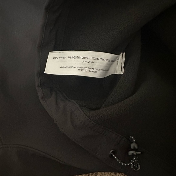 Ariat Men's Black Performance Jacket With American Flag Details - Picture 6 of 9